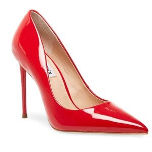 Steve Madden VALA Pump